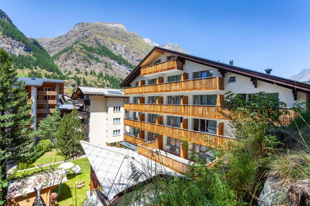 Hotel Jagerhof Zermatt Esterno foto